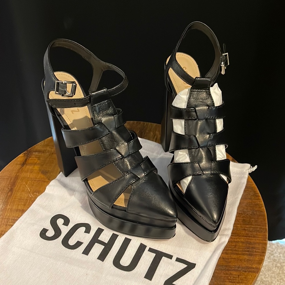 Schutz Daryl Platform